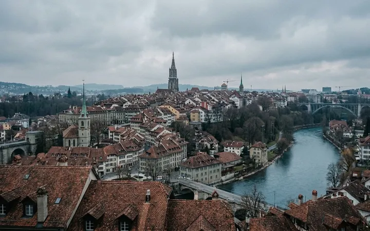 Zurich Neighborhoods Mid-2026: Where Expats Actually Rent (0.48% Vacancy)